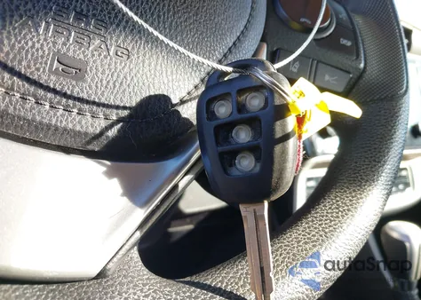 2017 Toyota Corolla Le z USA, uszkodzony, nr VIN 2T1BURHE2HC792610